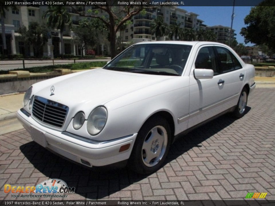 1997 Mercedes-Benz E 420 Sedan Polar White / Parchment Photo #36