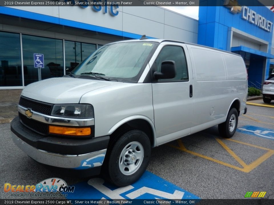2019 Chevrolet Express 2500 Cargo WT Silver Ice Metallic / Medium Pewter Photo #1
