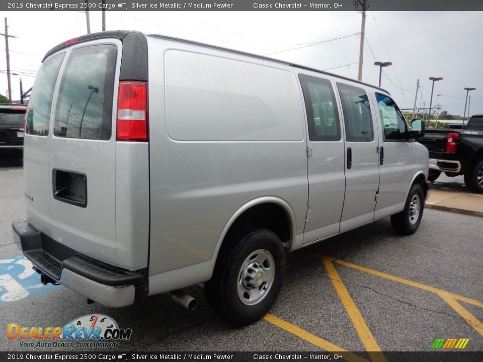 Silver Ice Metallic 2019 Chevrolet Express 2500 Cargo WT Photo #4
