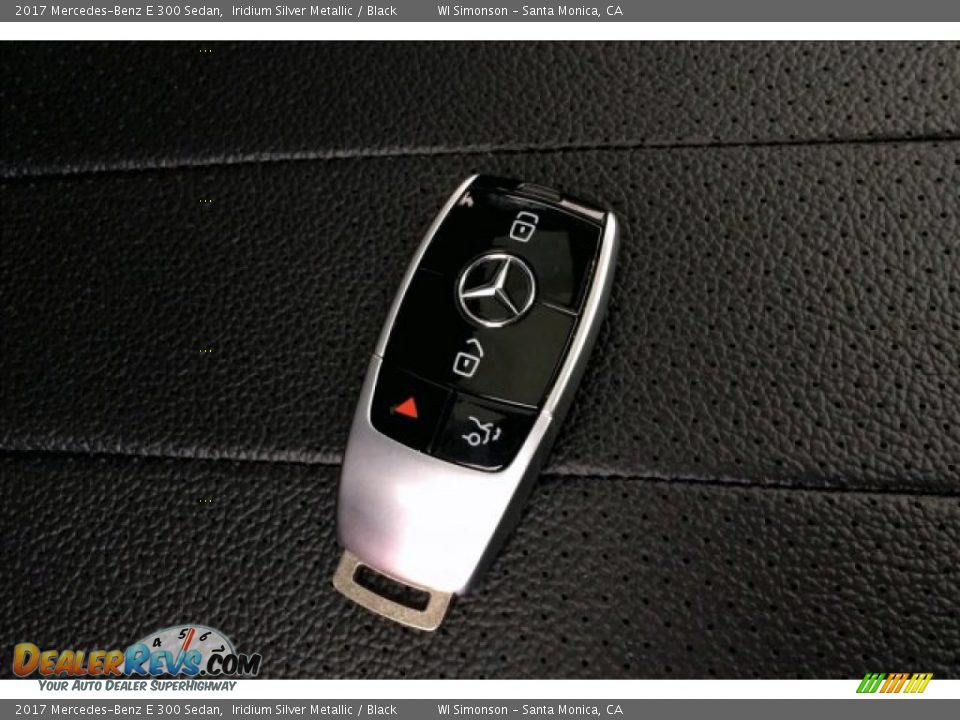 2017 Mercedes-Benz E 300 Sedan Iridium Silver Metallic / Black Photo #11