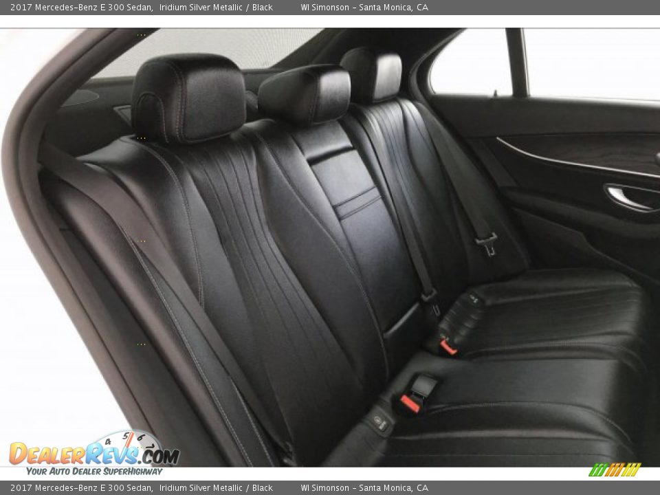 2017 Mercedes-Benz E 300 Sedan Iridium Silver Metallic / Black Photo #13