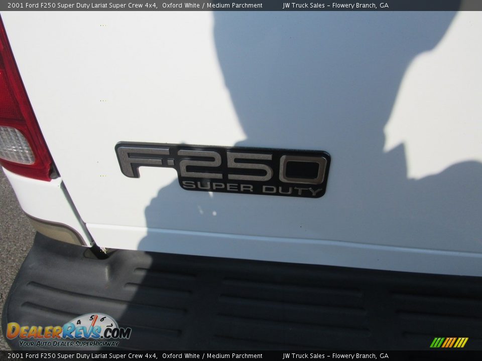 2001 Ford F250 Super Duty Lariat Super Crew 4x4 Oxford White / Medium Parchment Photo #9