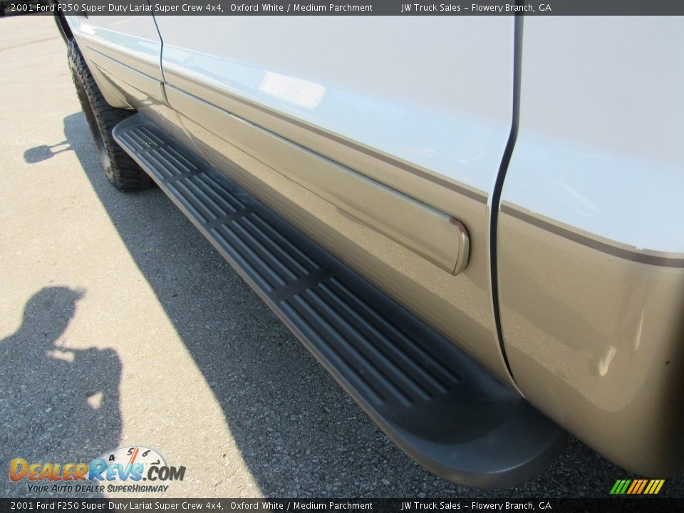 2001 Ford F250 Super Duty Lariat Super Crew 4x4 Oxford White / Medium Parchment Photo #10