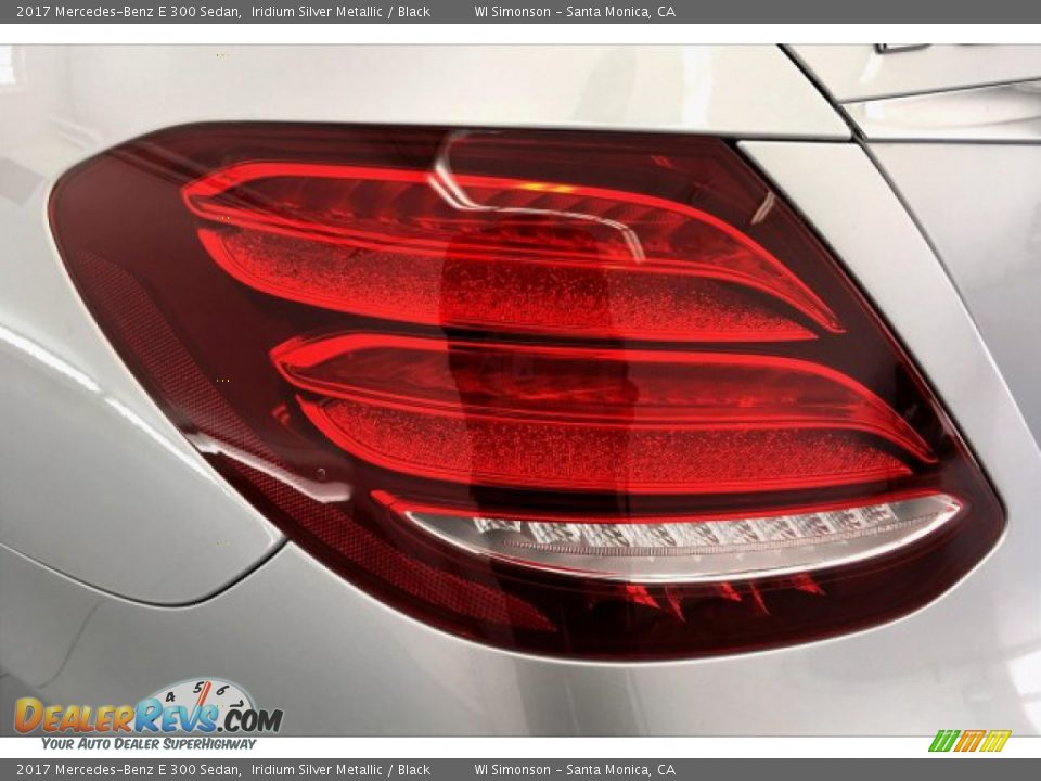 2017 Mercedes-Benz E 300 Sedan Iridium Silver Metallic / Black Photo #26