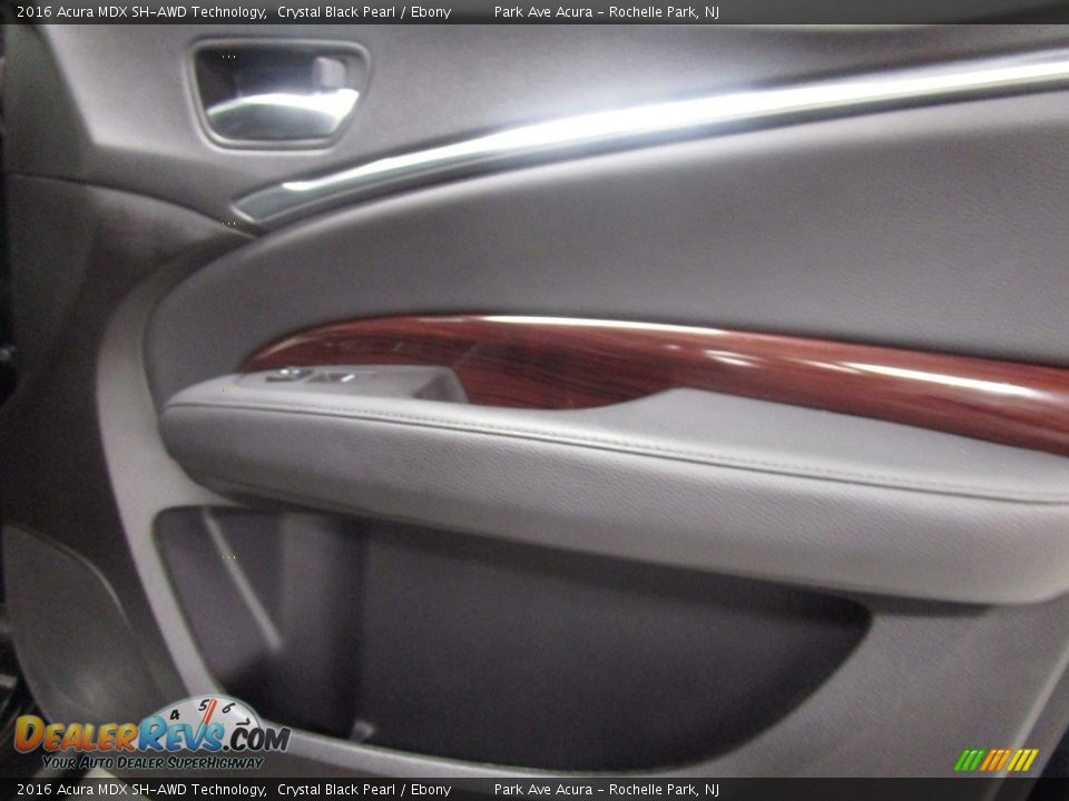 2016 Acura MDX SH-AWD Technology Crystal Black Pearl / Ebony Photo #17