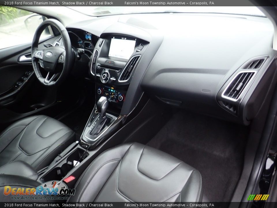 2018 Ford Focus Titanium Hatch Shadow Black / Charcoal Black Photo #13