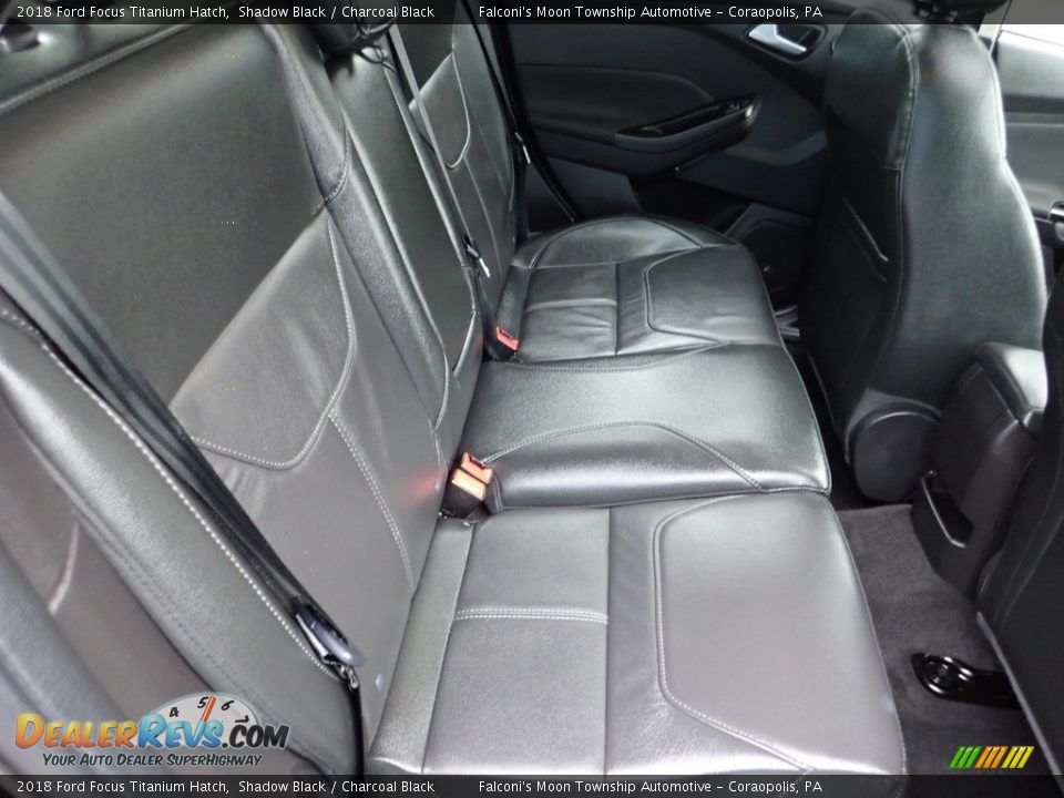 2018 Ford Focus Titanium Hatch Shadow Black / Charcoal Black Photo #15