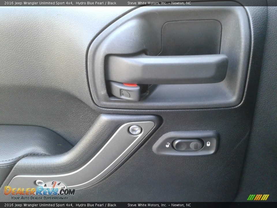 2016 Jeep Wrangler Unlimited Sport 4x4 Hydro Blue Pearl / Black Photo #9