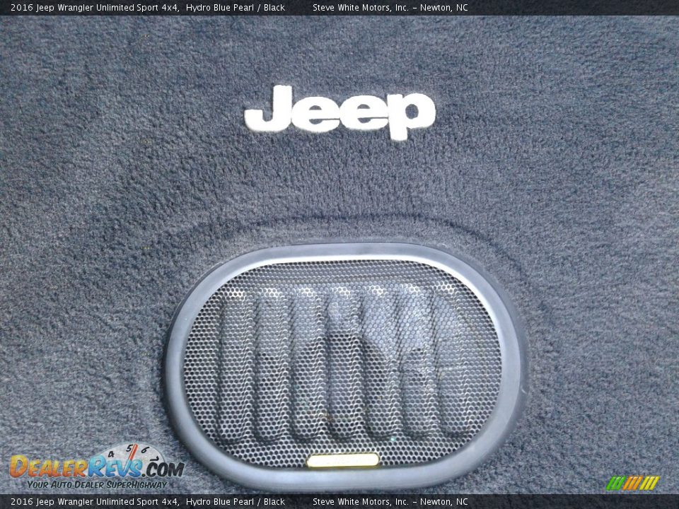 2016 Jeep Wrangler Unlimited Sport 4x4 Hydro Blue Pearl / Black Photo #13