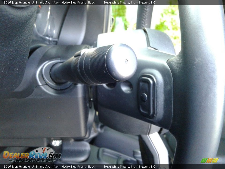 2016 Jeep Wrangler Unlimited Sport 4x4 Hydro Blue Pearl / Black Photo #16