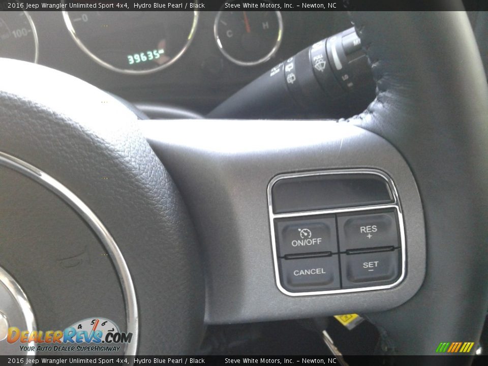 2016 Jeep Wrangler Unlimited Sport 4x4 Hydro Blue Pearl / Black Photo #18