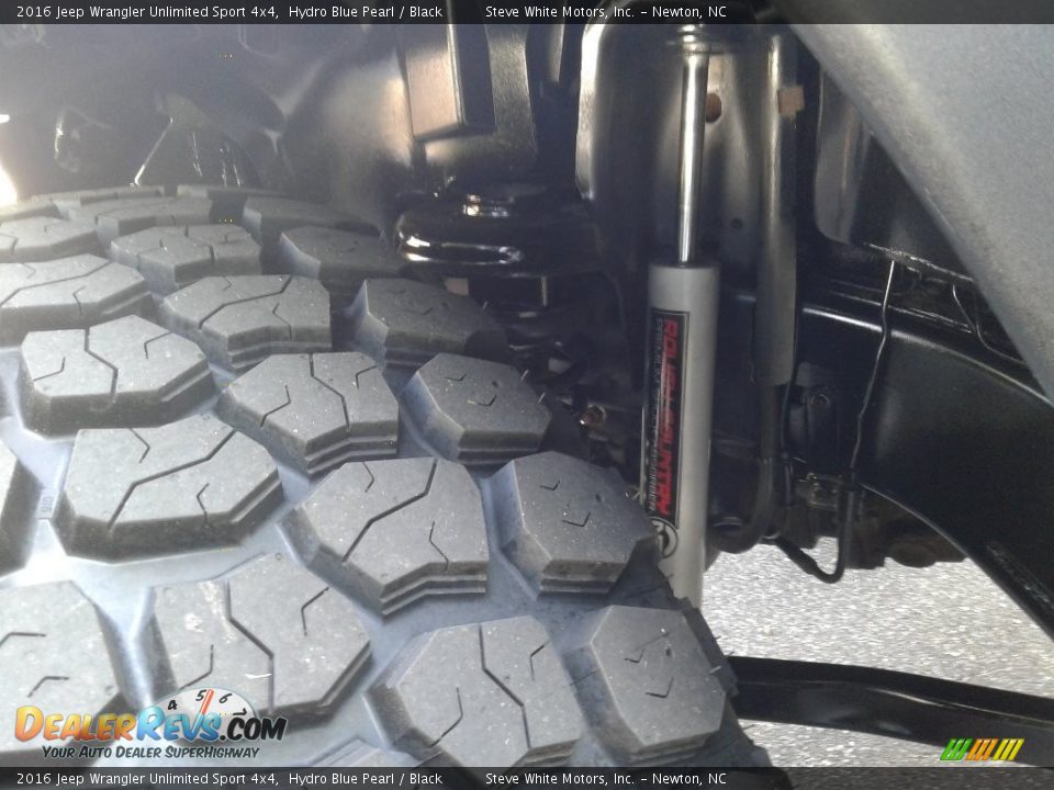 2016 Jeep Wrangler Unlimited Sport 4x4 Hydro Blue Pearl / Black Photo #26