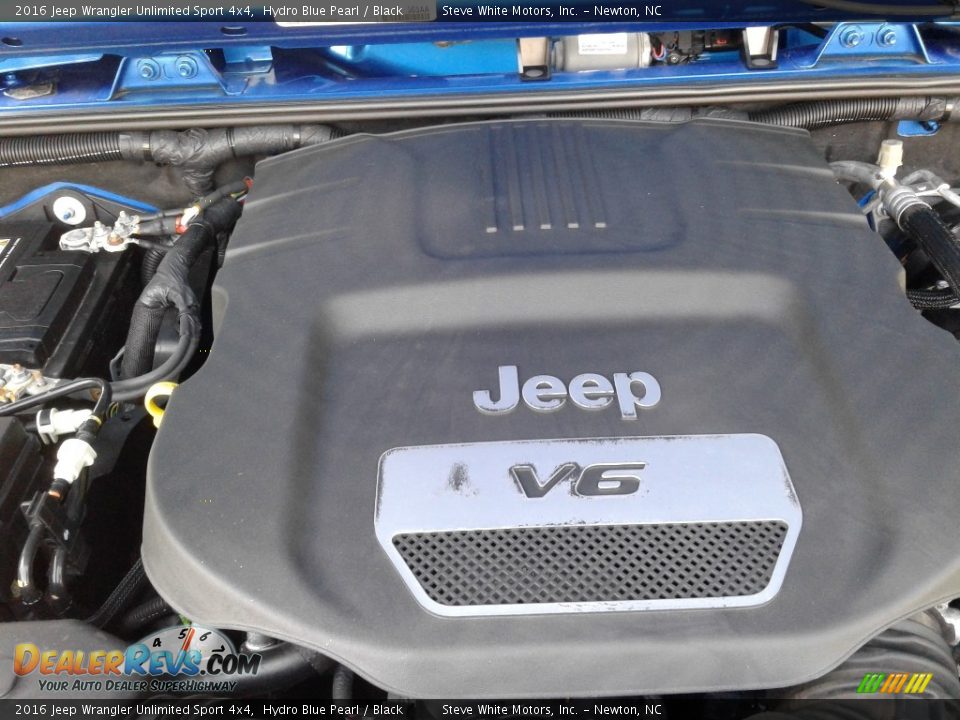 2016 Jeep Wrangler Unlimited Sport 4x4 Hydro Blue Pearl / Black Photo #29