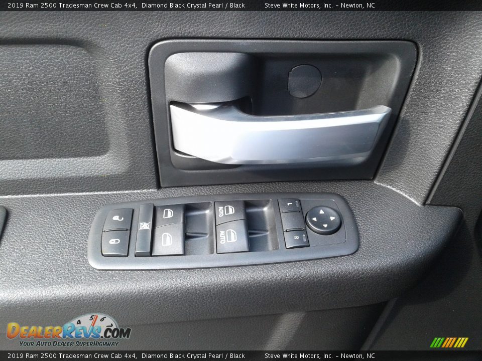 2019 Ram 2500 Tradesman Crew Cab 4x4 Diamond Black Crystal Pearl / Black Photo #9