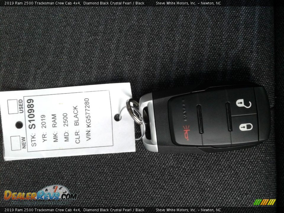 2019 Ram 2500 Tradesman Crew Cab 4x4 Diamond Black Crystal Pearl / Black Photo #27