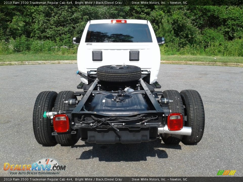 2019 Ram 3500 Tradesman Regular Cab 4x4 Bright White / Black/Diesel Gray Photo #12