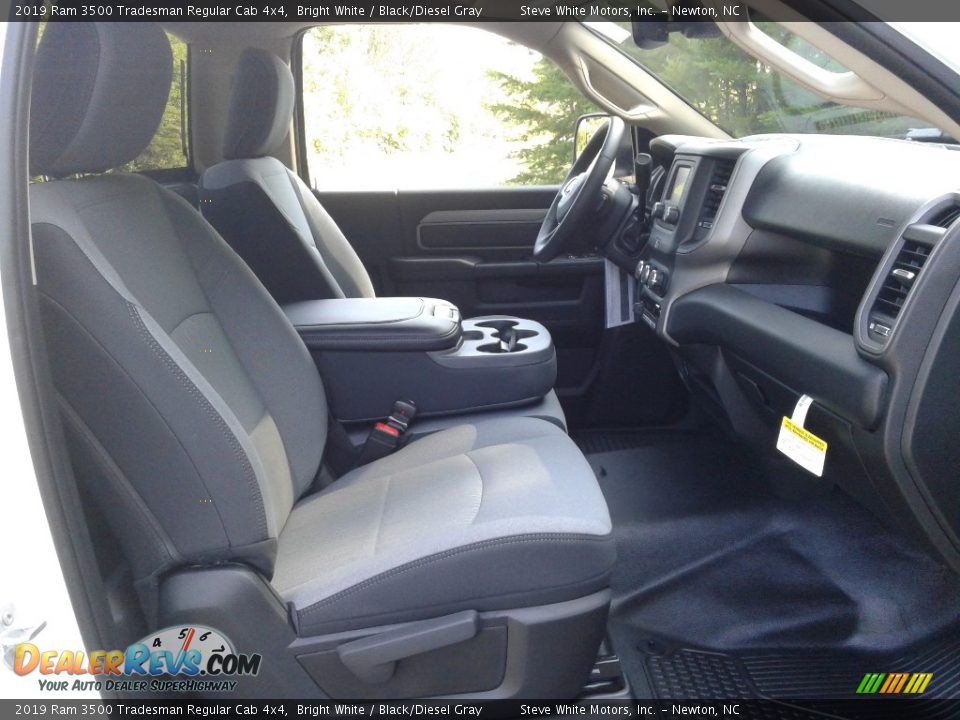 2019 Ram 3500 Tradesman Regular Cab 4x4 Bright White / Black/Diesel Gray Photo #14