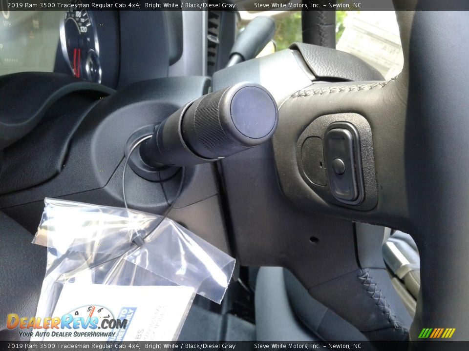 2019 Ram 3500 Tradesman Regular Cab 4x4 Bright White / Black/Diesel Gray Photo #15