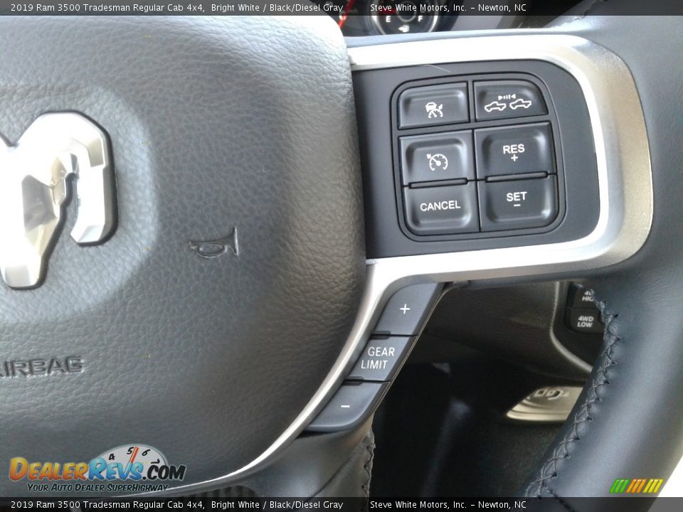 2019 Ram 3500 Tradesman Regular Cab 4x4 Bright White / Black/Diesel Gray Photo #17