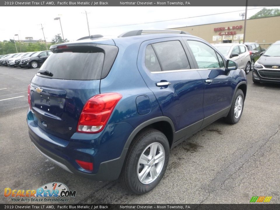 2019 Chevrolet Trax LT AWD Pacific Blue Metallic / Jet Black Photo #5
