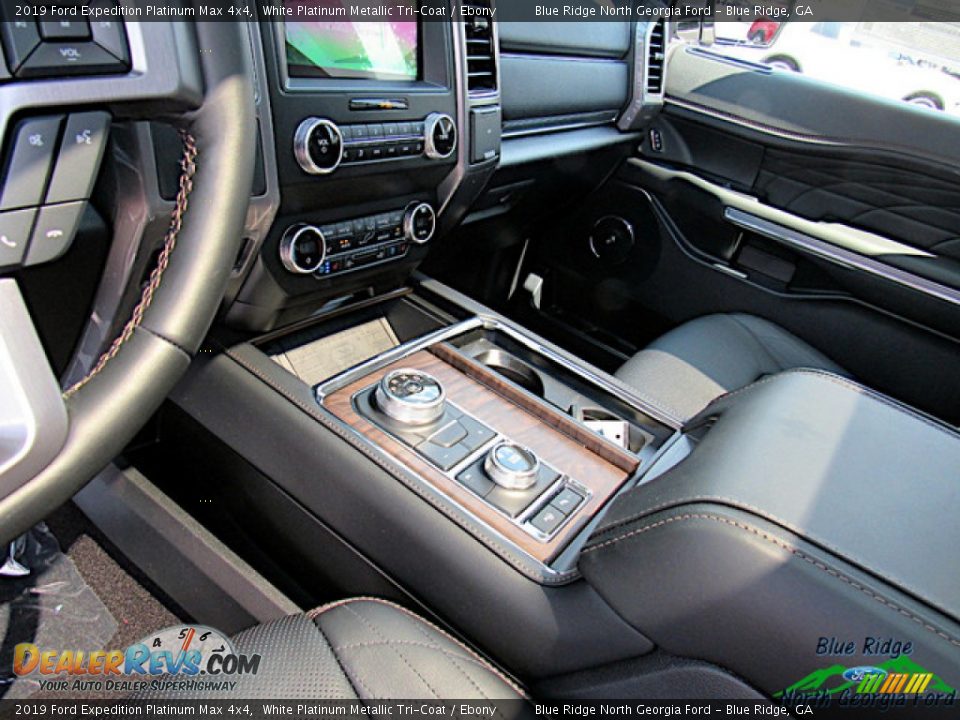 2019 Ford Expedition Platinum Max 4x4 White Platinum Metallic Tri-Coat / Ebony Photo #28
