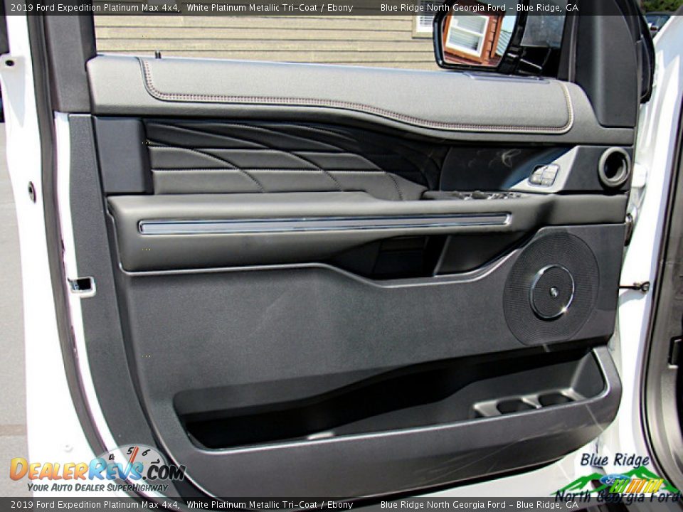 2019 Ford Expedition Platinum Max 4x4 White Platinum Metallic Tri-Coat / Ebony Photo #30