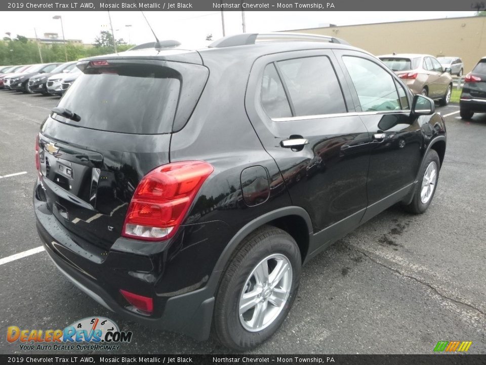 2019 Chevrolet Trax LT AWD Mosaic Black Metallic / Jet Black Photo #5