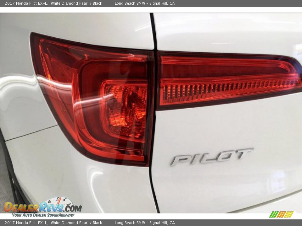2017 Honda Pilot EX-L White Diamond Pearl / Black Photo #22