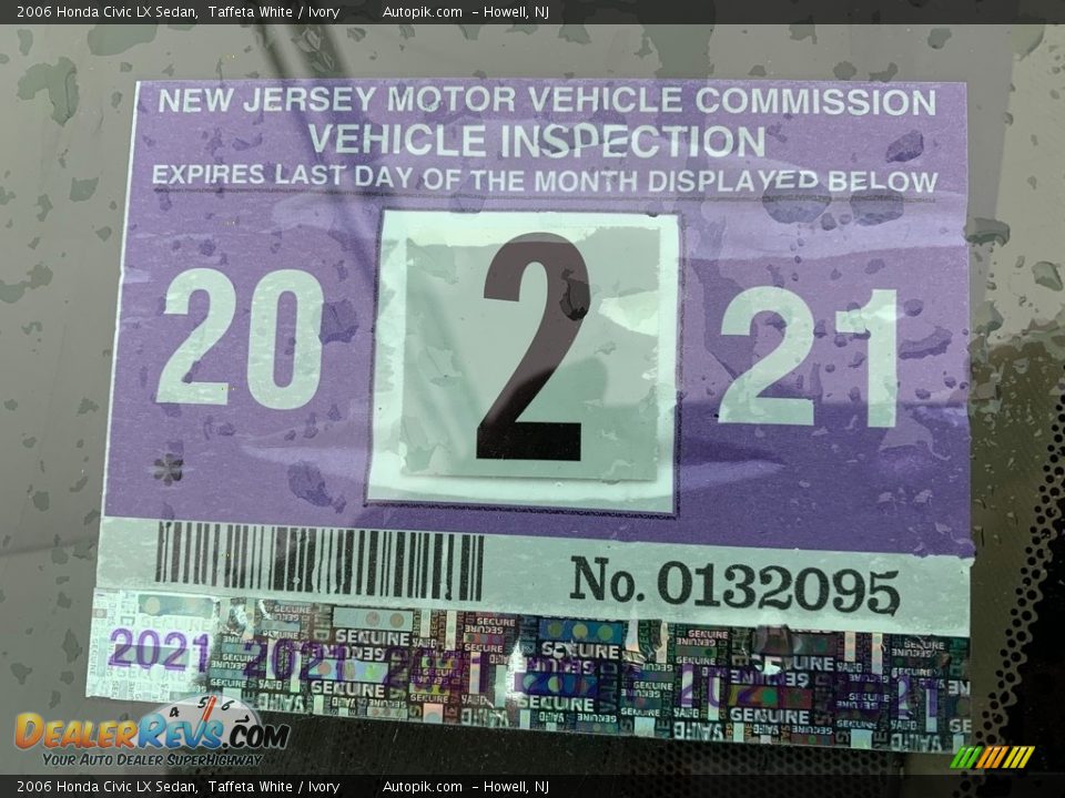 2006 Honda Civic LX Sedan Taffeta White / Ivory Photo #9