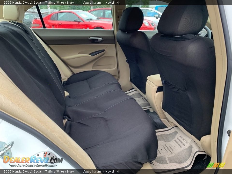 2006 Honda Civic LX Sedan Taffeta White / Ivory Photo #12