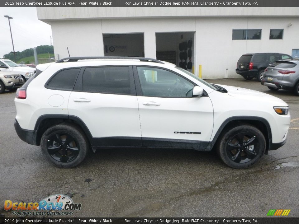 2019 Jeep Cherokee Latitude Plus 4x4 Pearl White / Black Photo #6