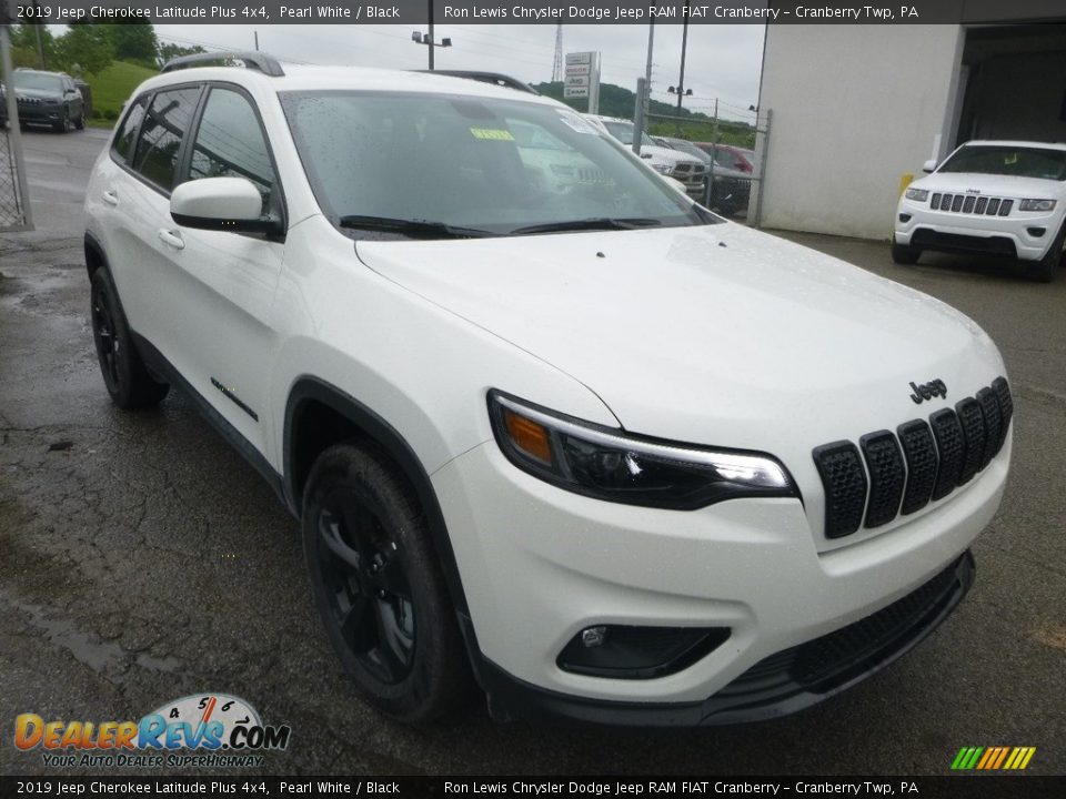 2019 Jeep Cherokee Latitude Plus 4x4 Pearl White / Black Photo #7
