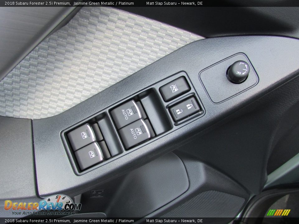 2018 Subaru Forester 2.5i Premium Jasmine Green Metallic / Platinum Photo #15