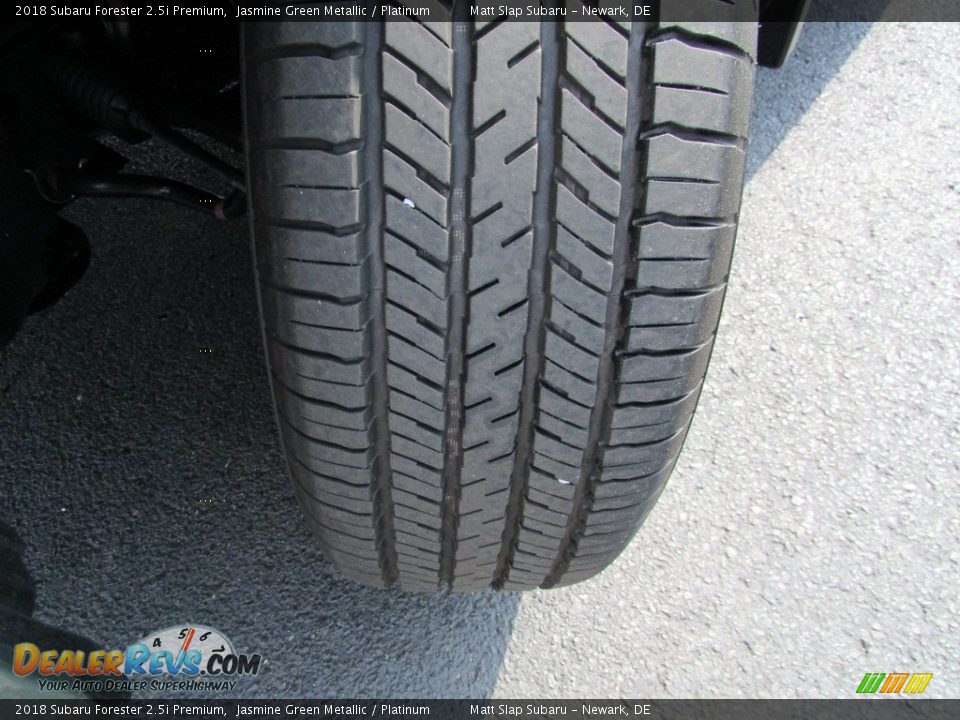 2018 Subaru Forester 2.5i Premium Jasmine Green Metallic / Platinum Photo #24
