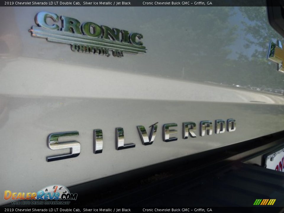 2019 Chevrolet Silverado LD LT Double Cab Silver Ice Metallic / Jet Black Photo #9