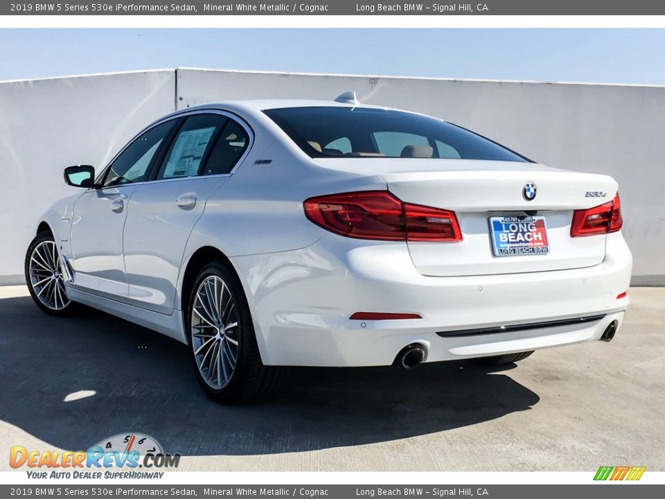 2019 BMW 5 Series 530e iPerformance Sedan Mineral White Metallic / Cognac Photo #2