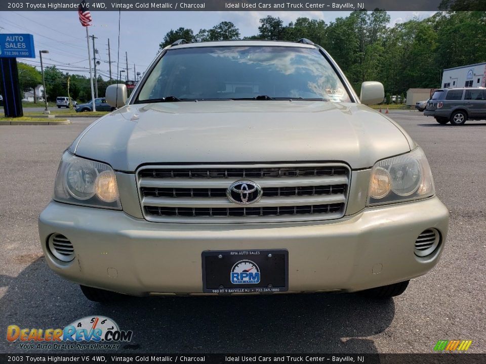 2003 Toyota Highlander V6 4WD Vintage Gold Metallic / Charcoal Photo #2