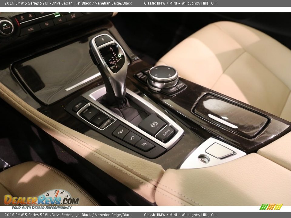 2016 BMW 5 Series 528i xDrive Sedan Jet Black / Venetian Beige/Black Photo #14