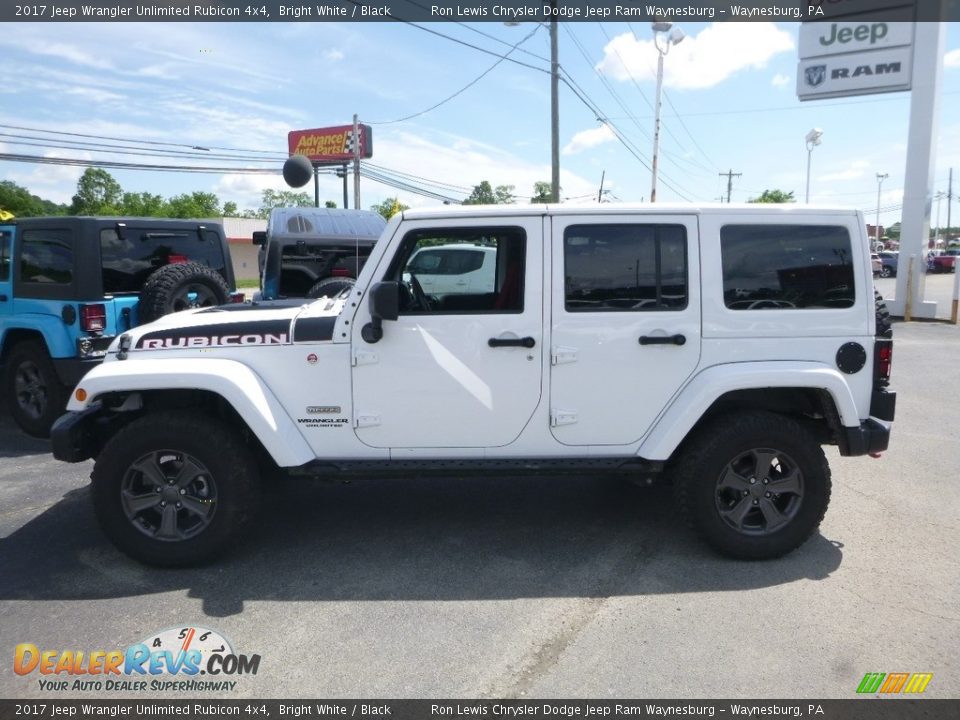 2017 Jeep Wrangler Unlimited Rubicon 4x4 Bright White / Black Photo #2