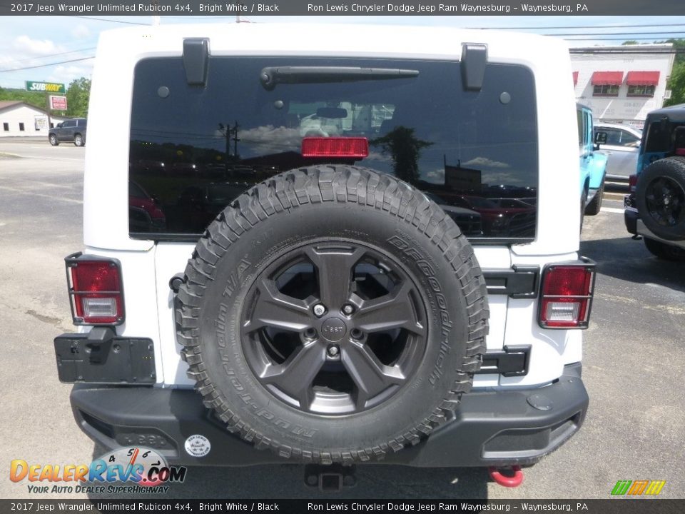 2017 Jeep Wrangler Unlimited Rubicon 4x4 Bright White / Black Photo #4