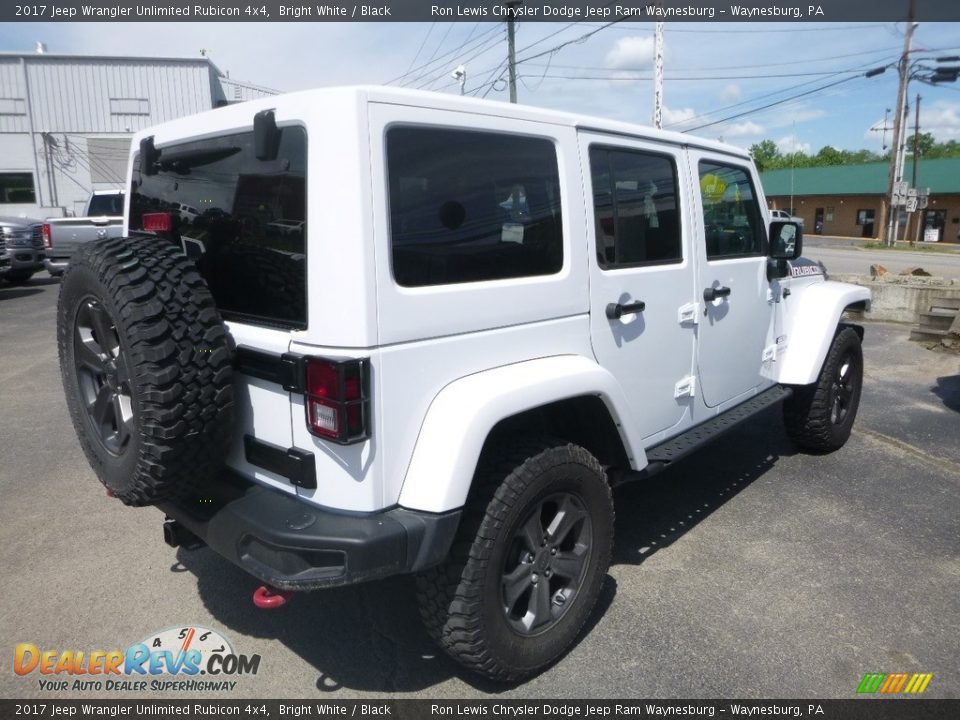 2017 Jeep Wrangler Unlimited Rubicon 4x4 Bright White / Black Photo #5