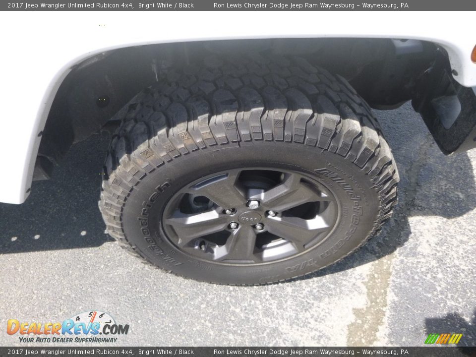 2017 Jeep Wrangler Unlimited Rubicon 4x4 Bright White / Black Photo #9