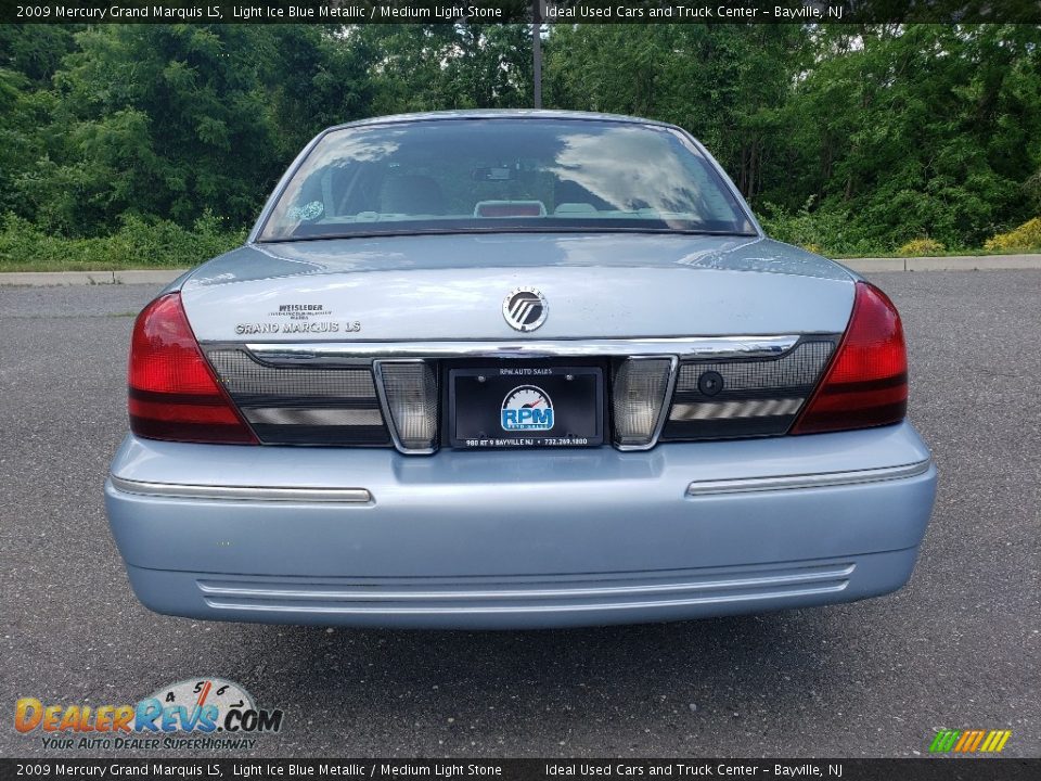 2009 Mercury Grand Marquis LS Light Ice Blue Metallic / Medium Light Stone Photo #5