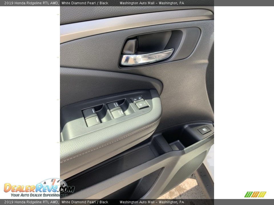 2019 Honda Ridgeline RTL AWD White Diamond Pearl / Black Photo #11