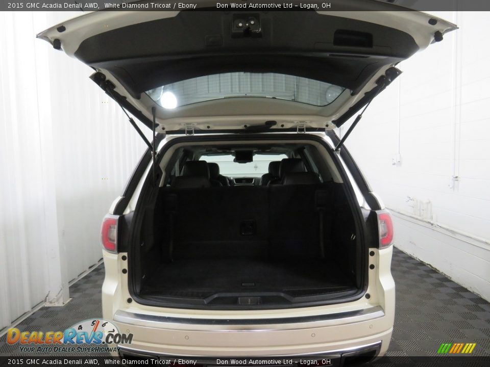 2015 GMC Acadia Denali AWD White Diamond Tricoat / Ebony Photo #16