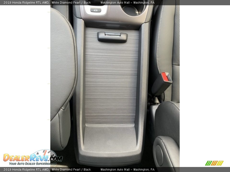 2019 Honda Ridgeline RTL AWD White Diamond Pearl / Black Photo #34