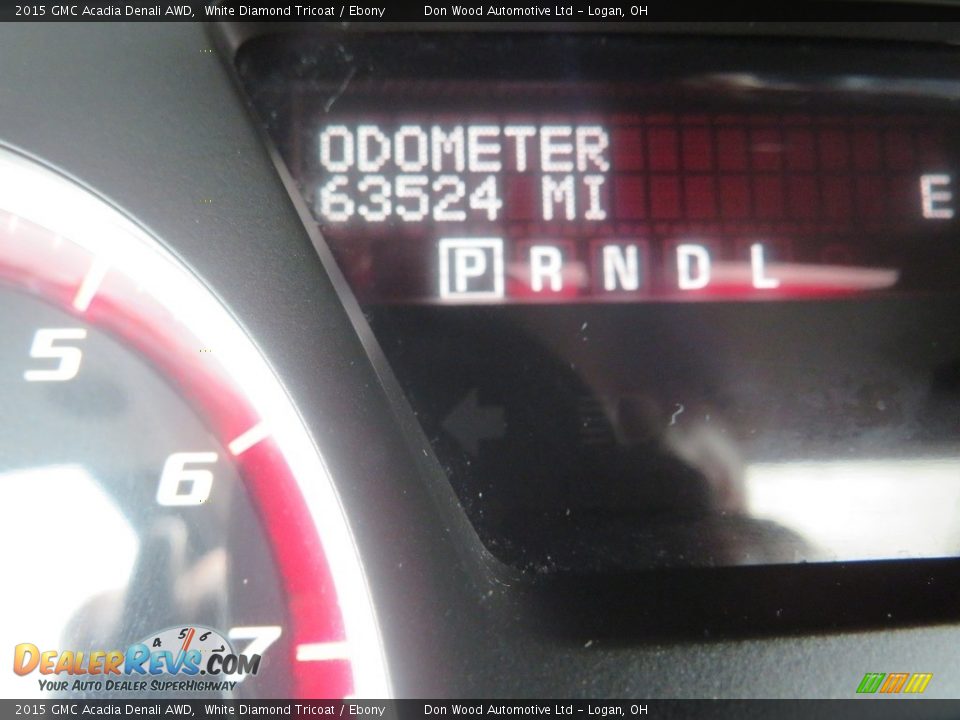 2015 GMC Acadia Denali AWD White Diamond Tricoat / Ebony Photo #25