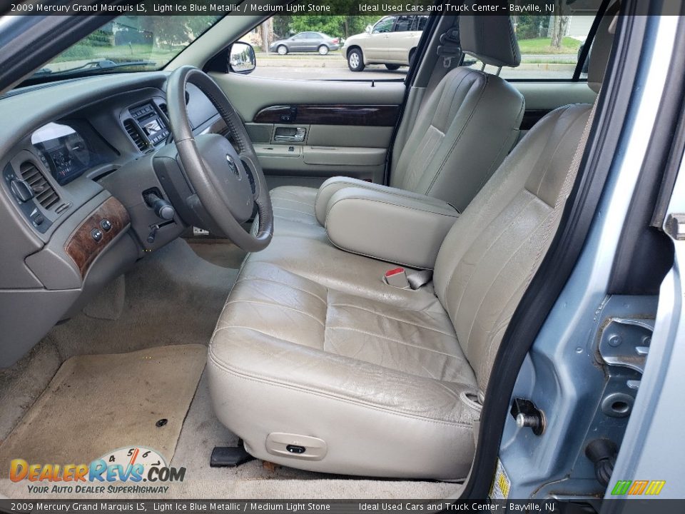 2009 Mercury Grand Marquis LS Light Ice Blue Metallic / Medium Light Stone Photo #18