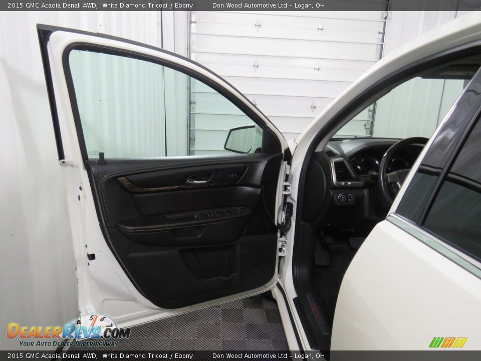 2015 GMC Acadia Denali AWD White Diamond Tricoat / Ebony Photo #32
