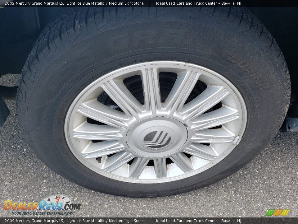 2009 Mercury Grand Marquis LS Light Ice Blue Metallic / Medium Light Stone Photo #23